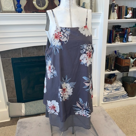 Host Pick NWOT backless sundress gray floral chiffon and faux silk Adjust straps - Picture 1 of 7